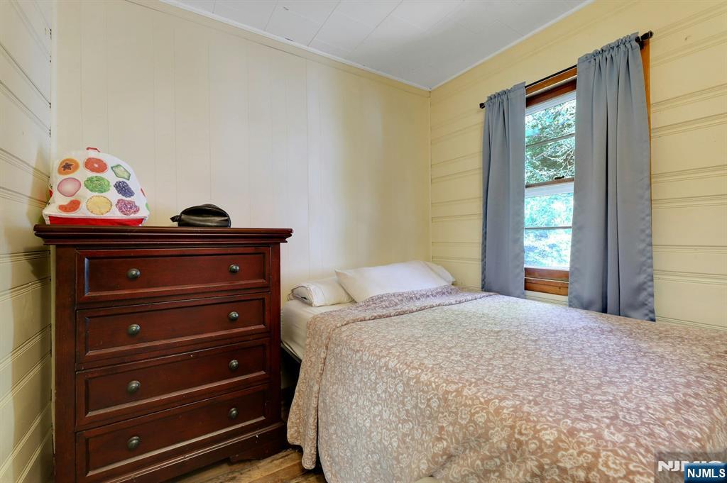 28 Risley Road West Milford, NJ 07421 - Photo 14 of 25
