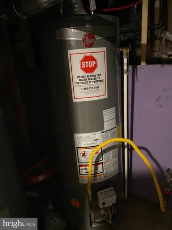 $1,500 | 6534 Torresdale Avenue, Philadelphia, PA 19135