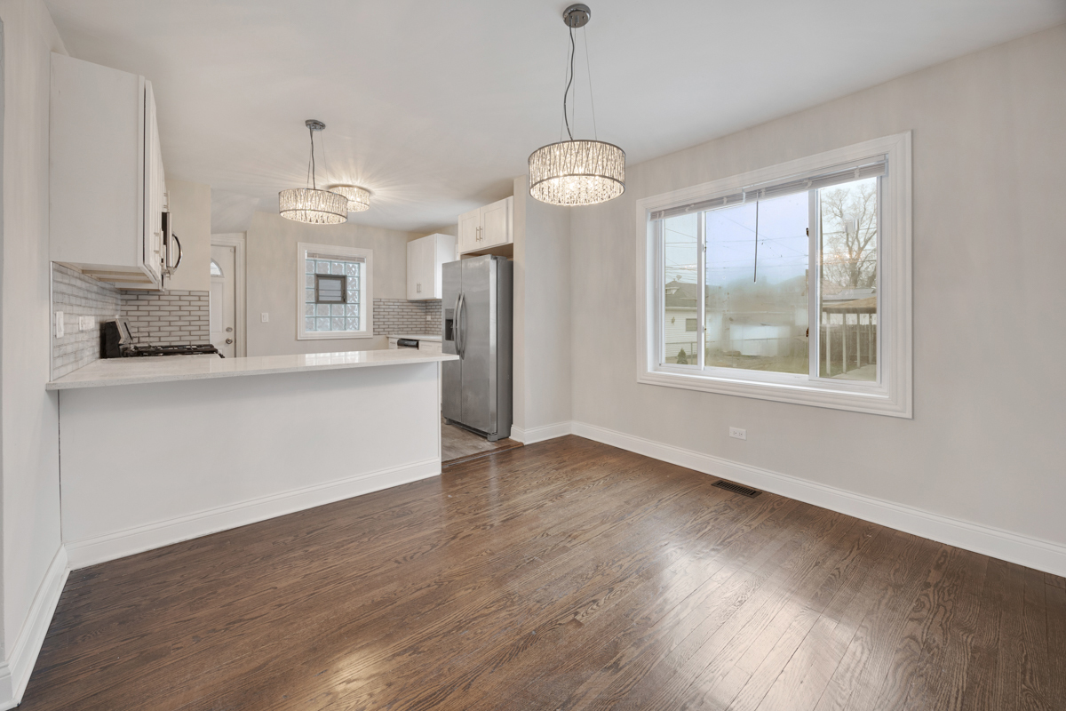 8435 South Cregier Avenue Chicago, IL 60617 - Photo 7 of 24
