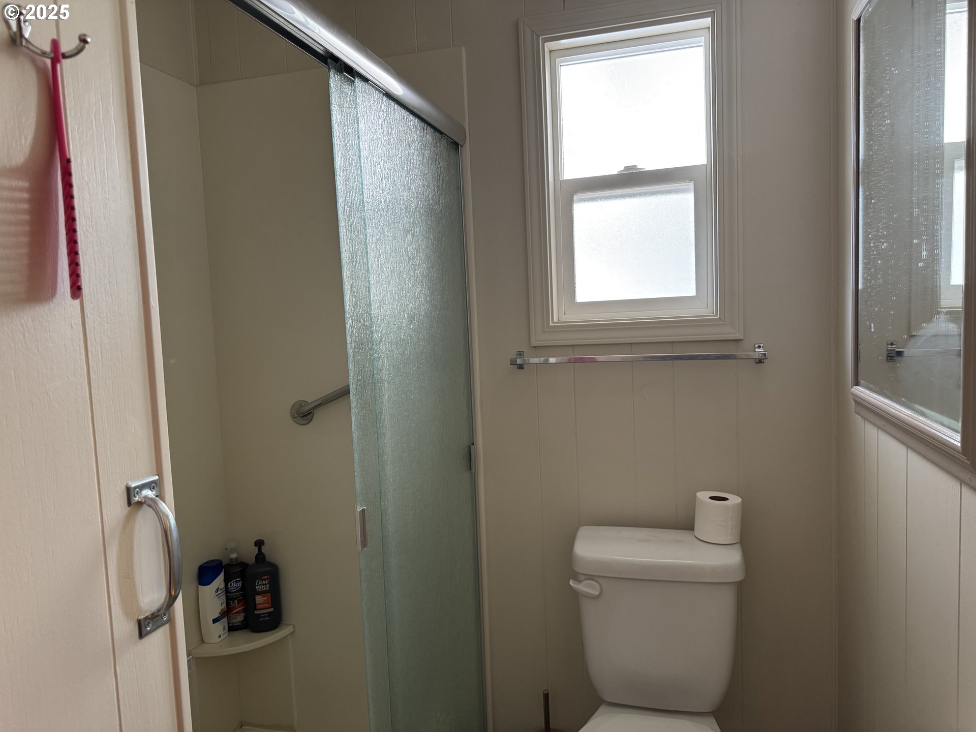 3955 South Stage Road, Unit 6 Medford, OR 97501 - Photo 10 of 21 a bathroom with a toilet and a window