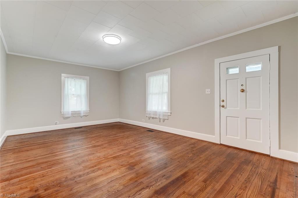 439 Morgan Road Eden, NC 27288 - Photo 8 of 30 Living room