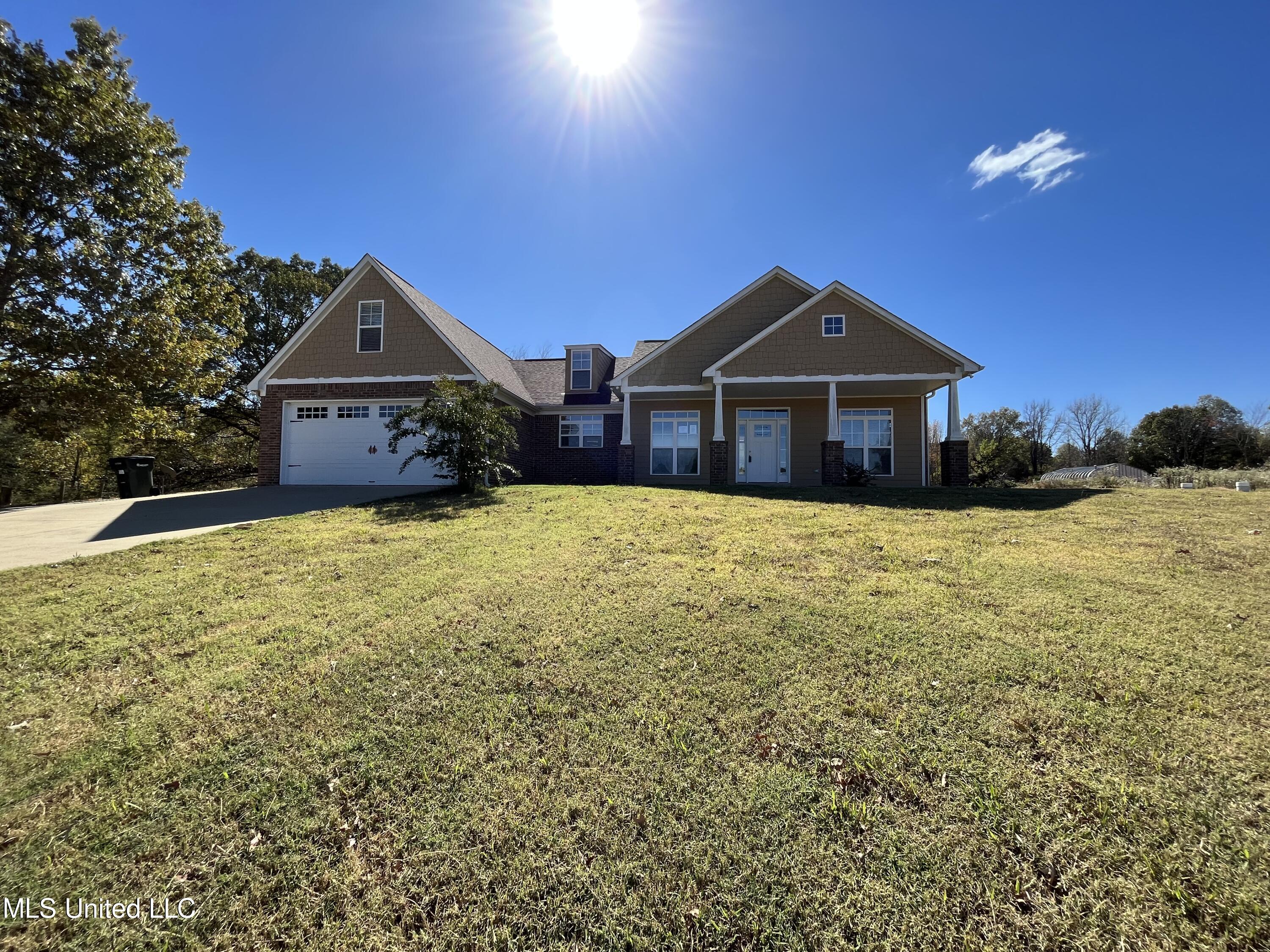 231 Cooper Road Byhalia, MS 38611 - Photo 1 of 17 IMG_5784