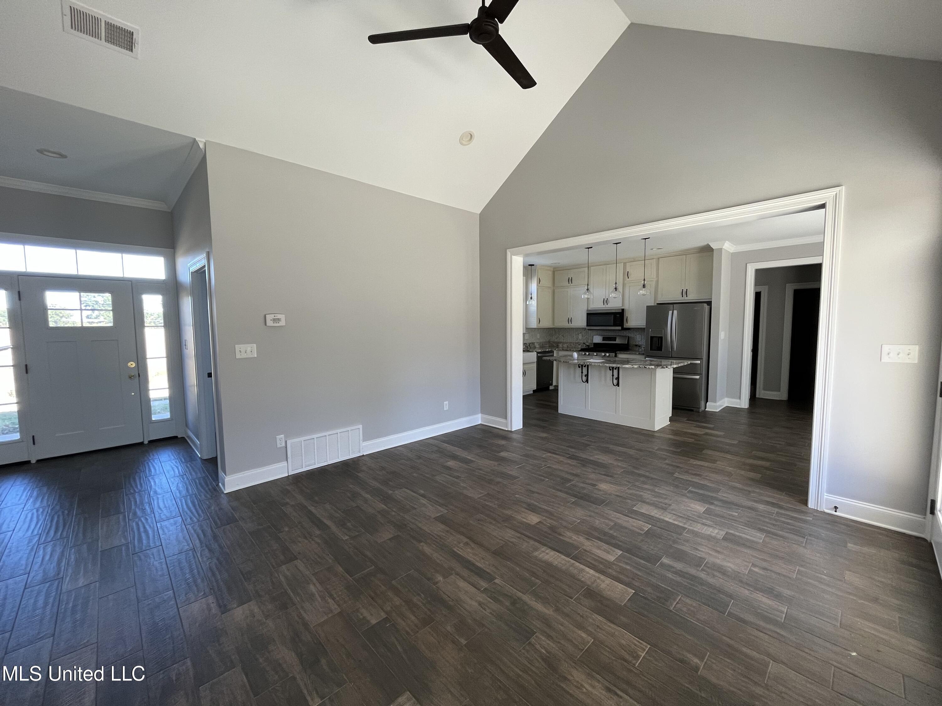 231 Cooper Road Byhalia, MS 38611 - Photo 4 of 17 IMG_5782