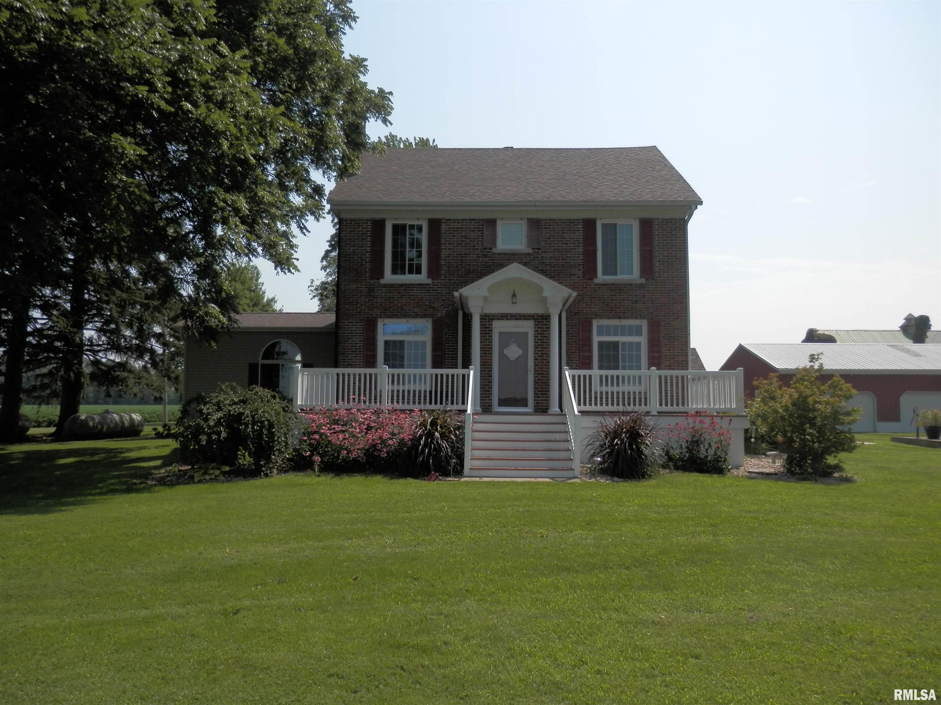 369 Knox Highway 23 Abingdon, IL 61410 - Photo 1 of 83