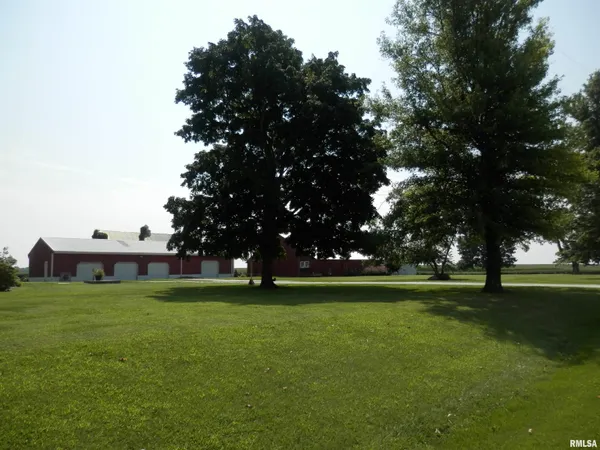 $329,900 | 369 Knox Highway 23, Abingdon, IL 61410