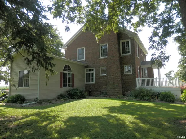 $329,900 | 369 Knox Highway 23, Abingdon, IL 61410