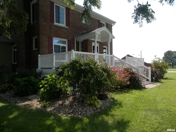 $329,900 | 369 Knox Highway 23, Abingdon, IL 61410