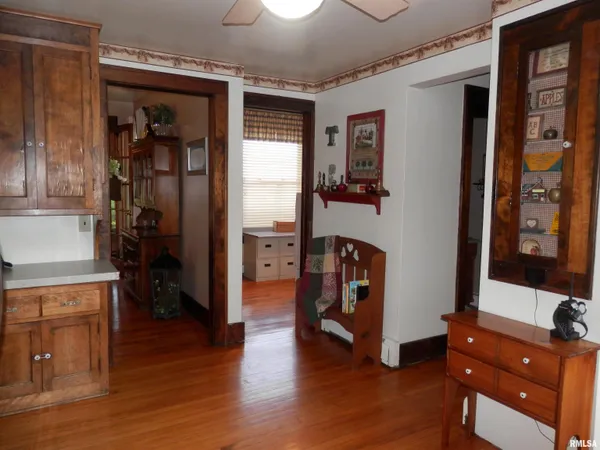 $329,900 | 369 Knox Highway 23, Abingdon, IL 61410