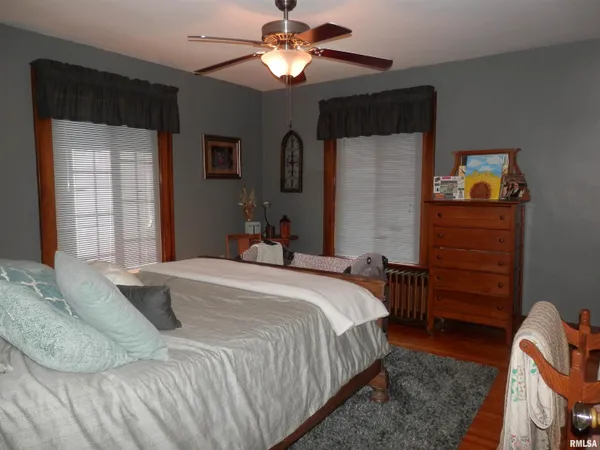 $329,900 | 369 Knox Highway 23, Abingdon, IL 61410