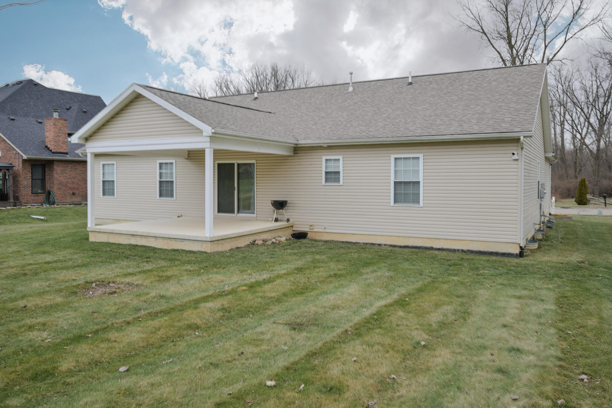 1327 Kingsgate Road Springfield, OH 45503 - Photo 37 of 39 Gallery Image 37