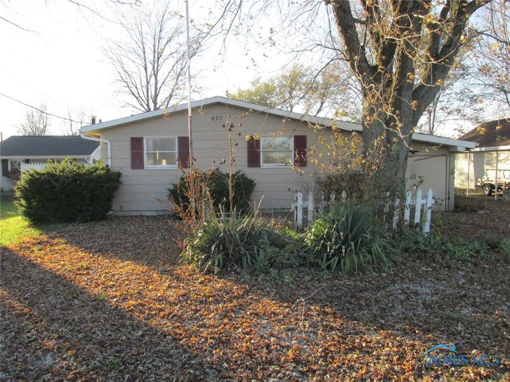 670 South Bradner Road Port Clinton, OH 43452 - Photo 1 of 16 Gallery Image 1