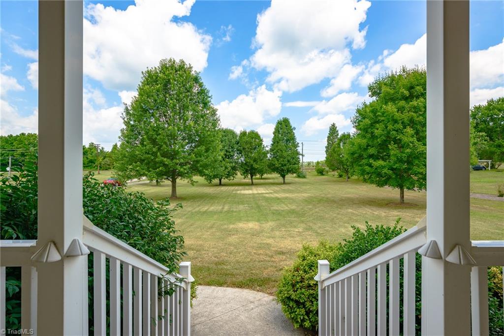 6590 Idols Road Clemmons, NC 27012 - Photo 5 of 26 Gallery Image 5