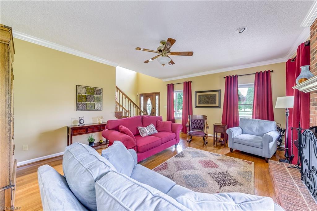 6590 Idols Road Clemmons, NC 27012 - Photo 7 of 26 Gallery Image 7