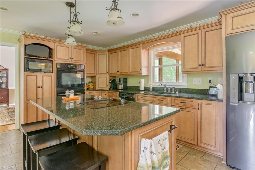 6590 Idols Road Clemmons, NC 27012 - Photo 9 of 26 Gallery Image 9
