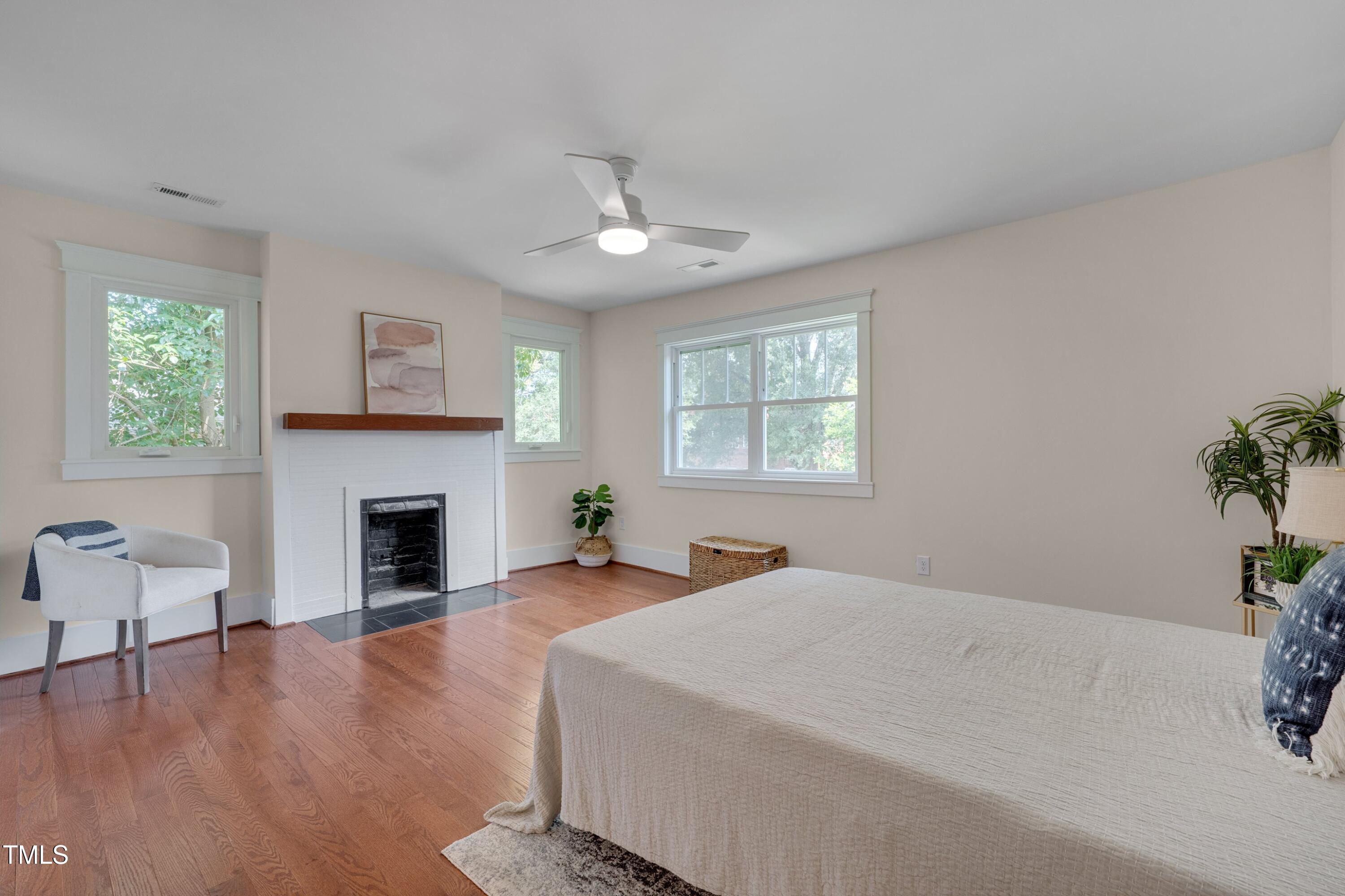 924 West Trinity Avenue Durham, NC 27701 - Photo 27 of 39 39-924 W Trinity-39