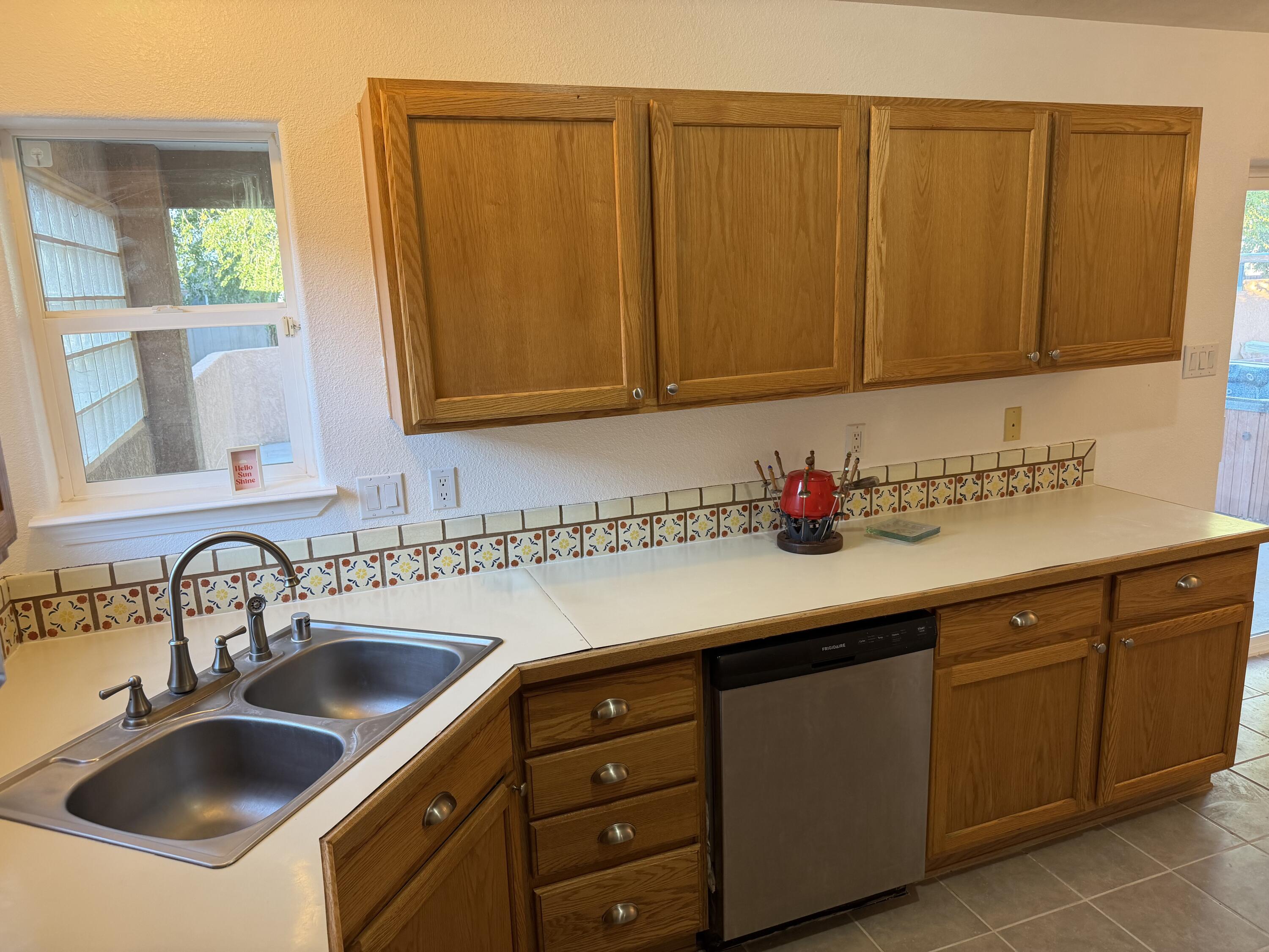 3325 21st Avenue Southeast Rio Rancho, NM 87124 - Photo 12 of 31 Gallery Image 12