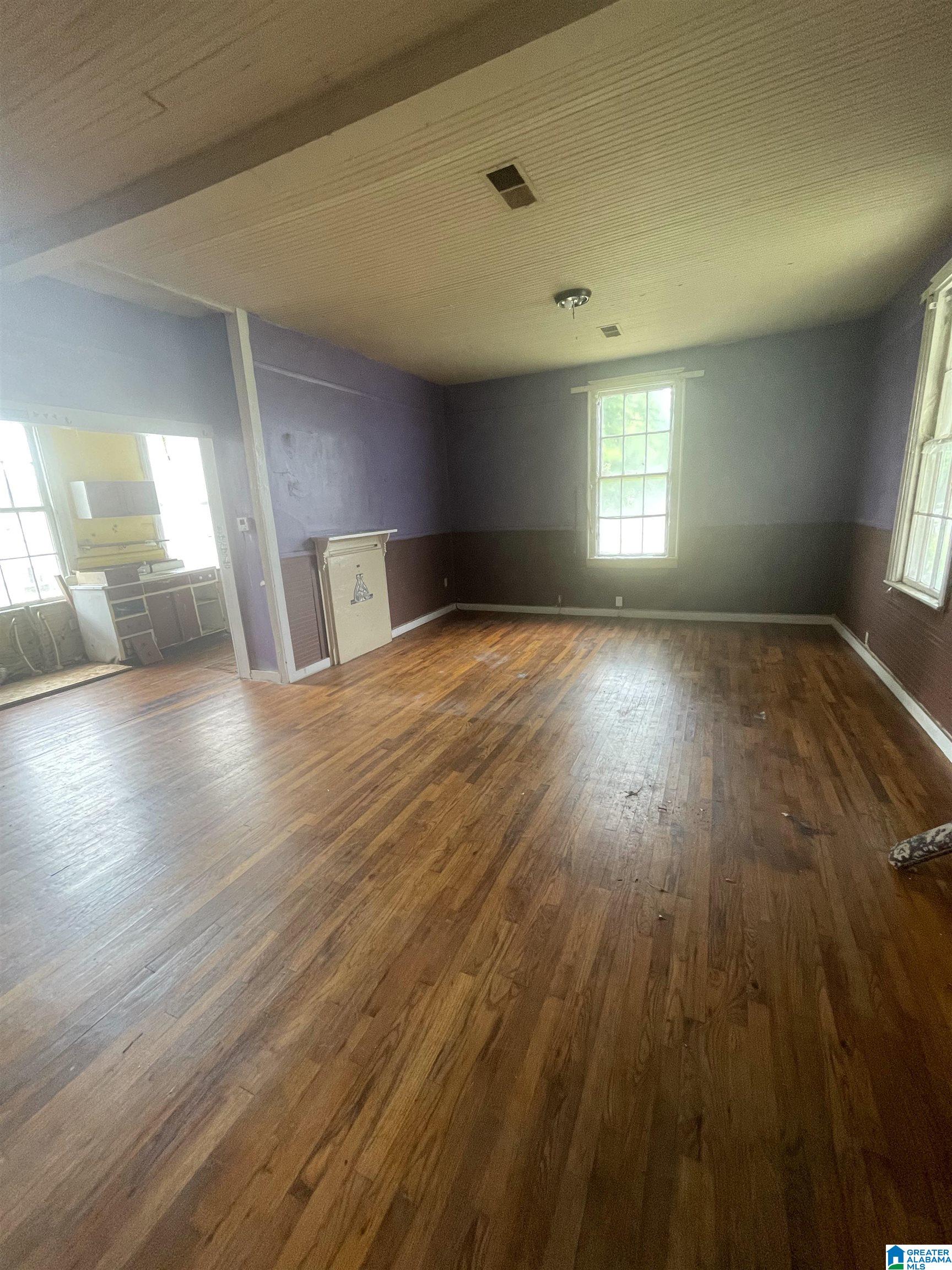 611 12th Avenue Southwest Alabaster, AL 35007 - Photo 3 of 9