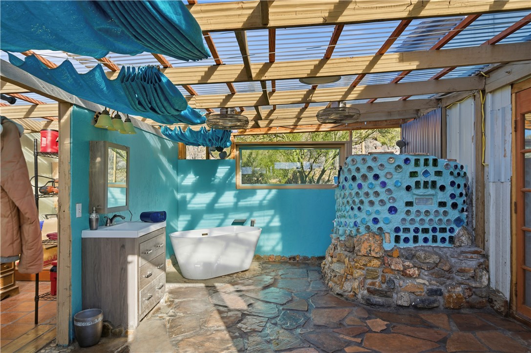 10887 Duncan Road Yucca, AZ 86438 - Photo 20 of 43 Bathroom