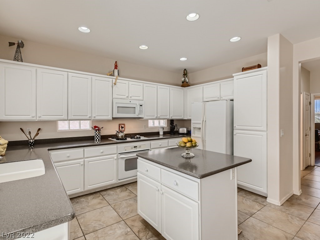 3063 Canal Walk Road Henderson, NV 89052 - Photo 10 of 45 Gallery Image 10