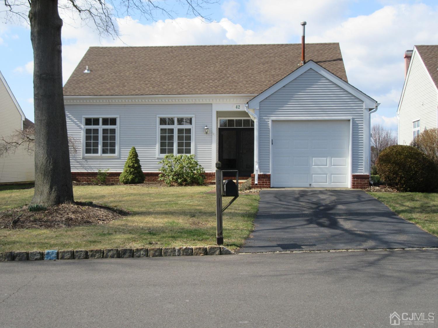 42 Winthrop Road Monroe Township, NJ 08831 - Photo 1 of 31 Gallery Image 1