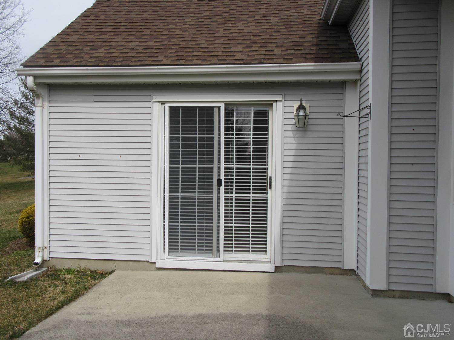 42 Winthrop Road Monroe Township, NJ 08831 - Photo 21 of 31 Gallery Image 21