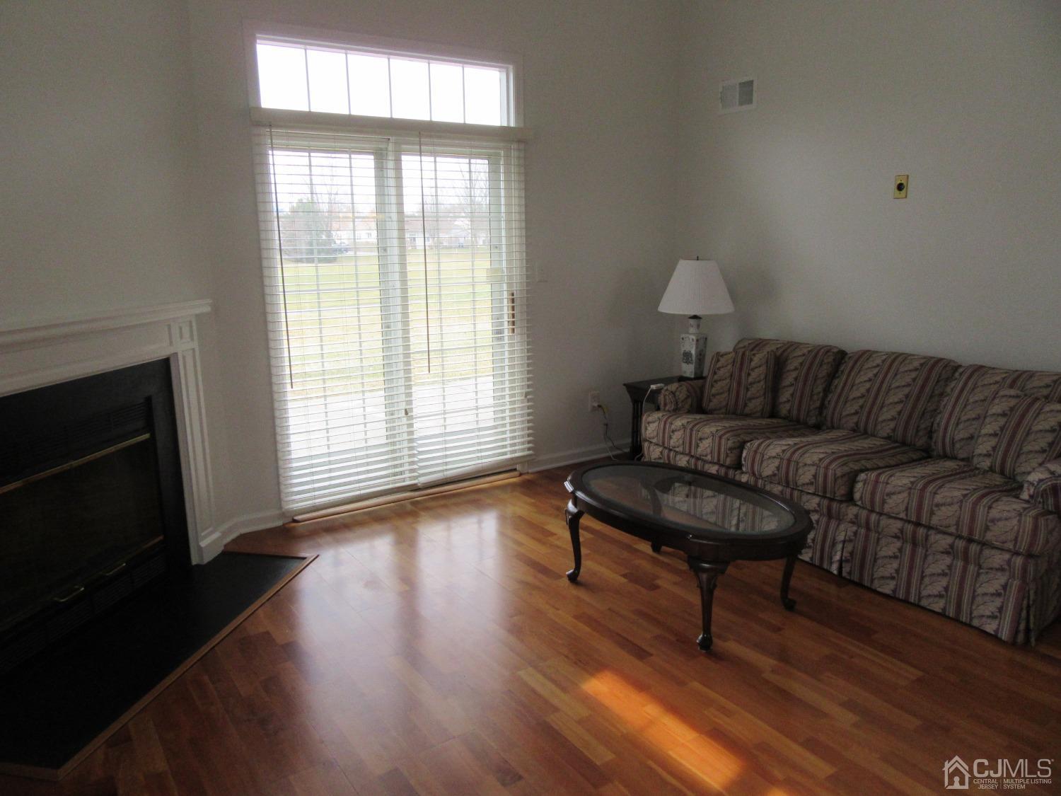 42 Winthrop Road Monroe Township, NJ 08831 - Photo 9 of 31 Gallery Image 9