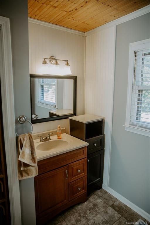 40920 Cox Road New London, NC 28127 - Photo 19 of 35 Gallery Image 19