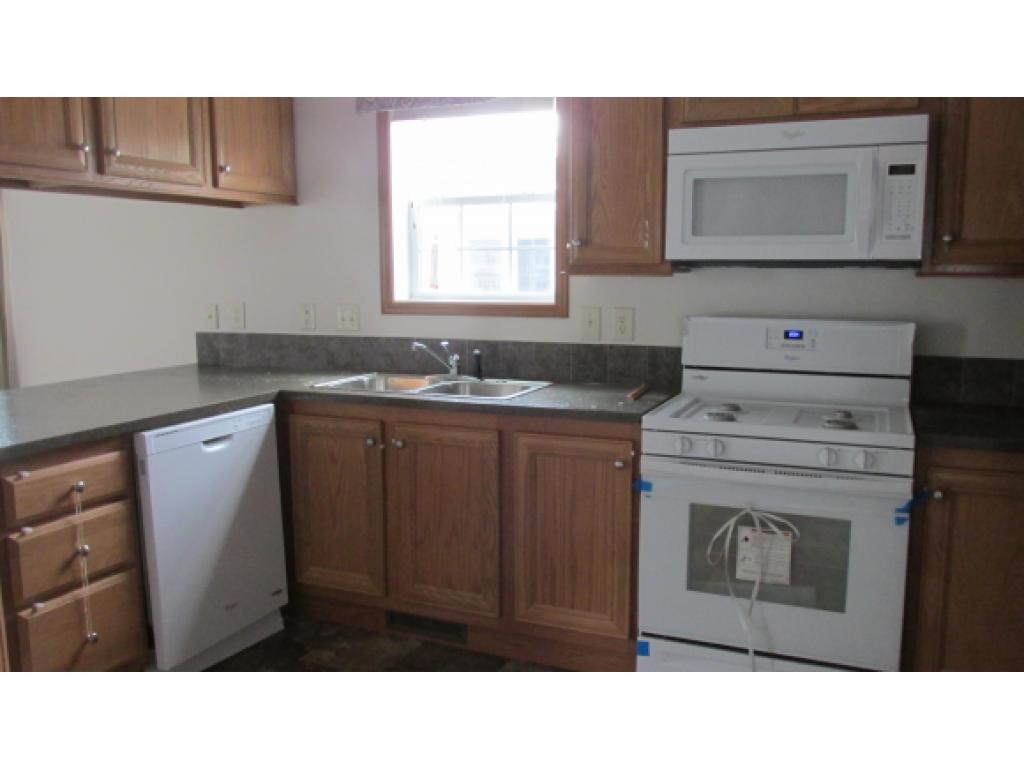 19 2nd Street Exeter, NH 03833 - Photo 3 of 8 Gallery Image 3