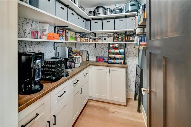 $794,900 | 3016 Midnight Sun Drive, Sun Prairie, WI 53590