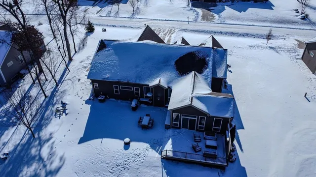 $794,900 | 3016 Midnight Sun Drive, Sun Prairie, WI 53590