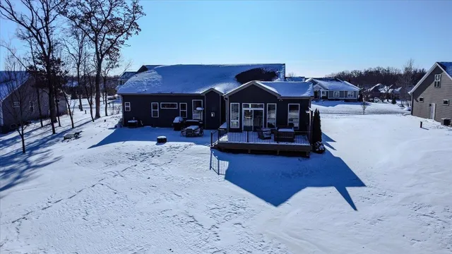 $794,900 | 3016 Midnight Sun Drive, Sun Prairie, WI 53590