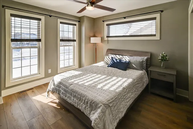 $794,900 | 3016 Midnight Sun Drive, Sun Prairie, WI 53590