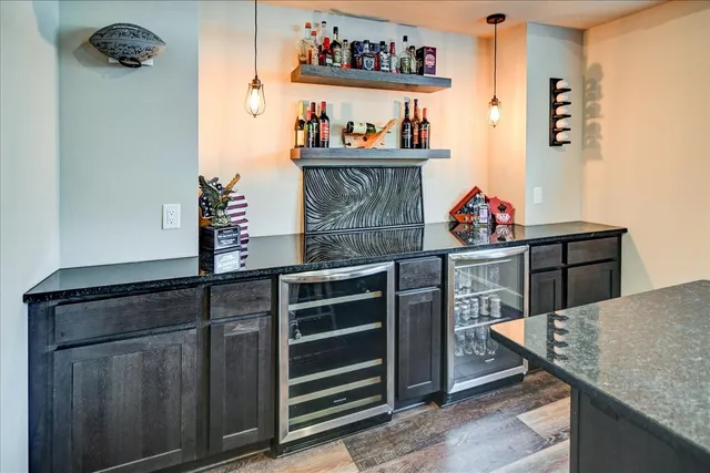 $794,900 | 3016 Midnight Sun Drive, Sun Prairie, WI 53590