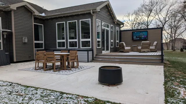 $794,900 | 3016 Midnight Sun Drive, Sun Prairie, WI 53590