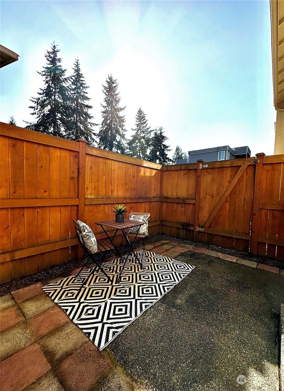 7730 196th Street Southwest, Unit 8 Edmonds, WA 98026 - Photo 23 of 25 Gallery Image 23