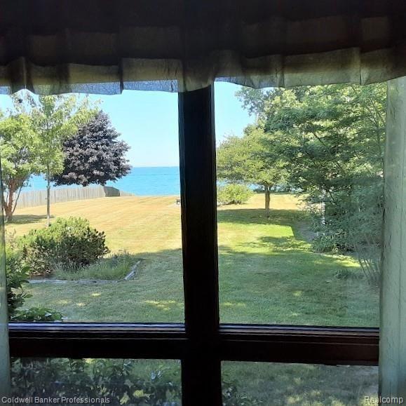 8309 Lakeshore Road Lexington, MI 48450 - Photo 12 of 39
