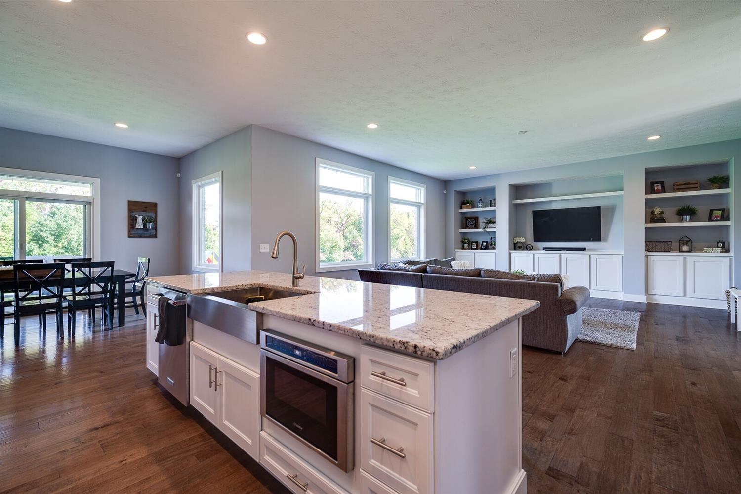 7978 Ivy Ridge Court Springboro, OH 45066 - Photo 18 of 50 Gallery Image 18