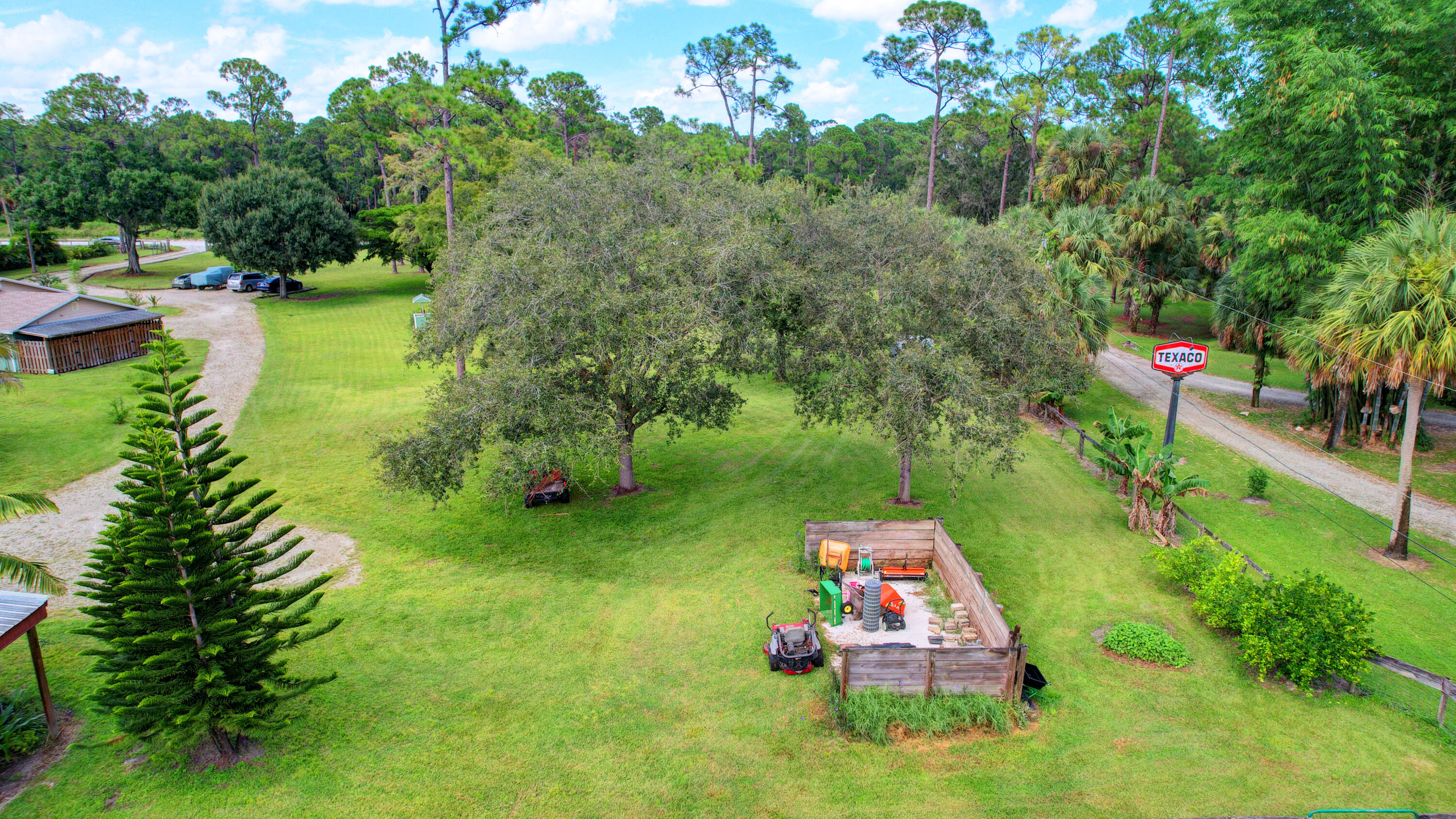 13598 N Road Loxahatchee Groves, FL 33470 - Photo 20 of 87 20_house air (20)