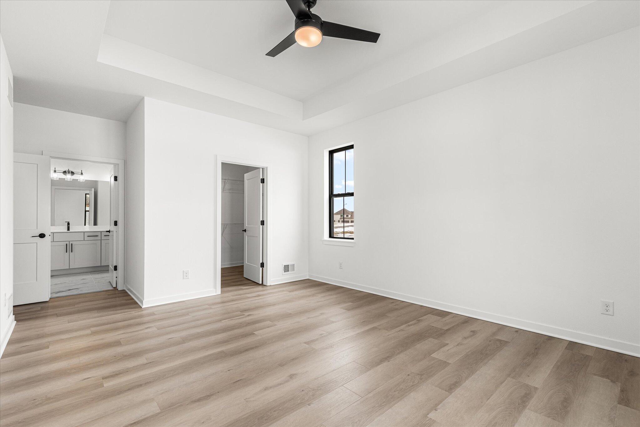 W209-n5699 Turnberry Lane, Unit LT103 Menomonee Falls, WI 53051 - Photo 17 of 31 w209n5699-turnberry-lane-16-primary-bedr