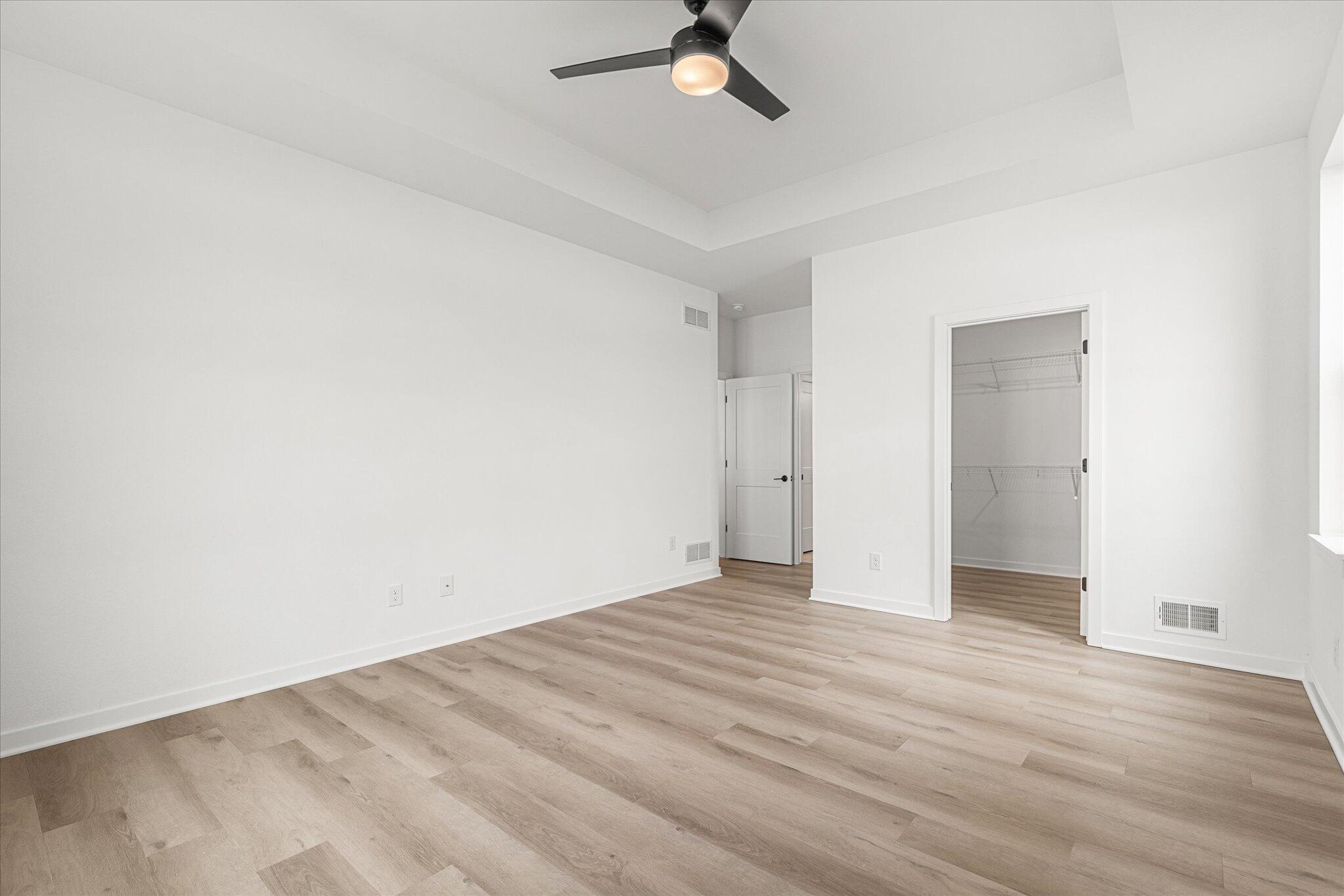 W209-n5699 Turnberry Lane, Unit LT103 Menomonee Falls, WI 53051 - Photo 18 of 31 w209n5699-turnberry-lane-17-primary-bedr