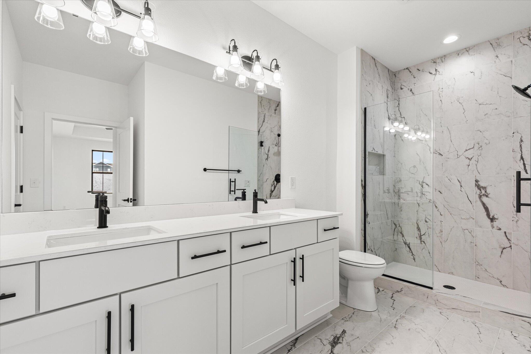 W209-n5699 Turnberry Lane, Unit LT103 Menomonee Falls, WI 53051 - Photo 19 of 31 w209n5699-turnberry-lane-18-primary-bath