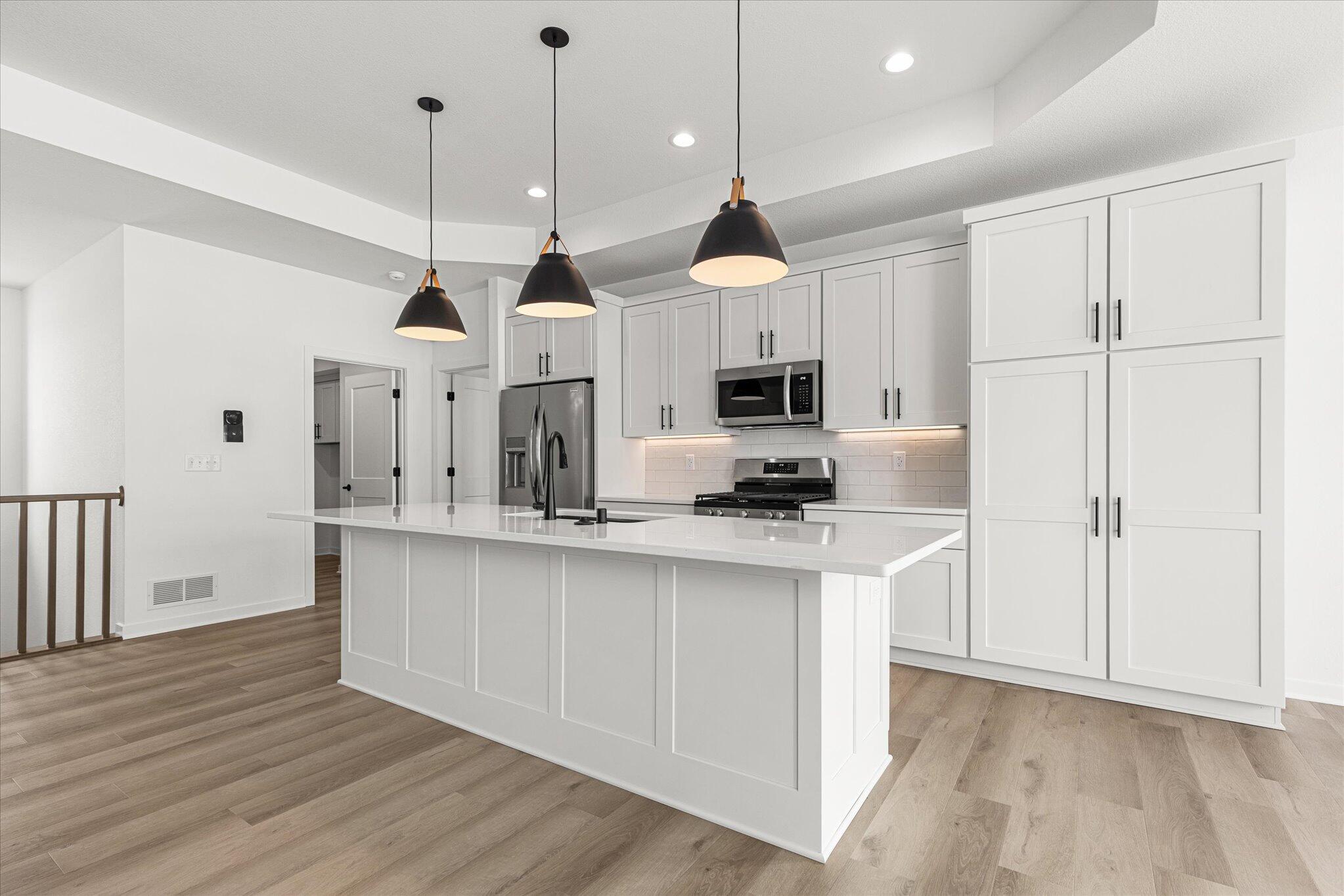 W209-n5699 Turnberry Lane, Unit LT103 Menomonee Falls, WI 53051 - Photo 4 of 31 w209n5699-turnberry-lane-03-kitchen