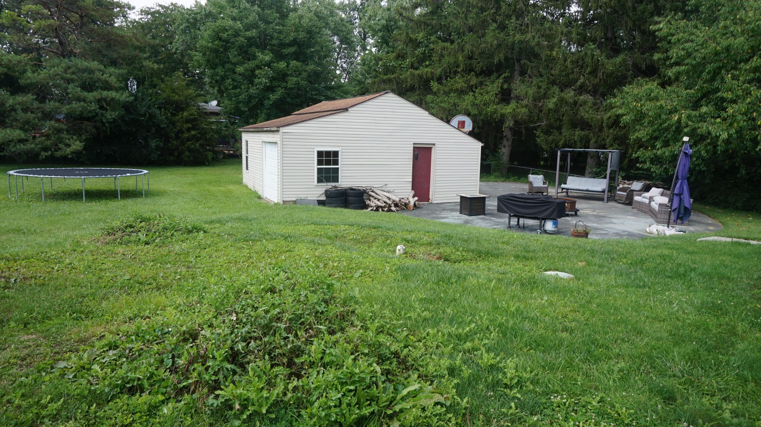 2866 Alkire Road Columbus, OH 43223 - Photo 17 of 17 Patio