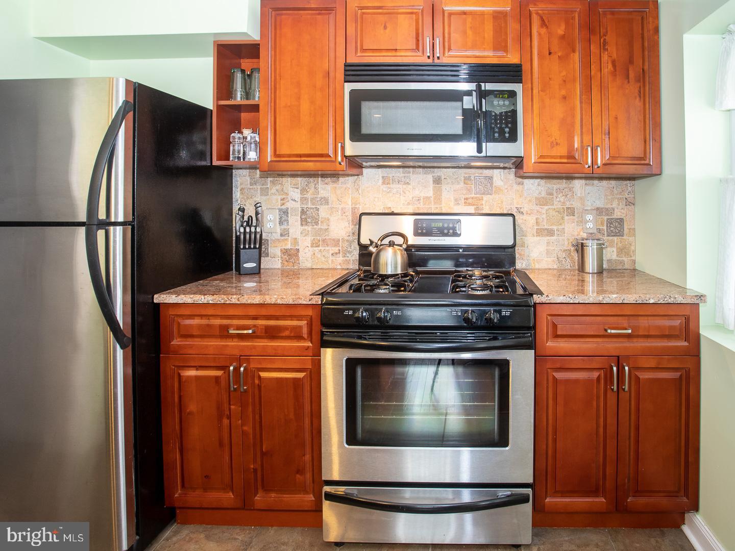 116 Garth Road Oreland, PA 19075 - Photo 11 of 19 Gallery Image 11