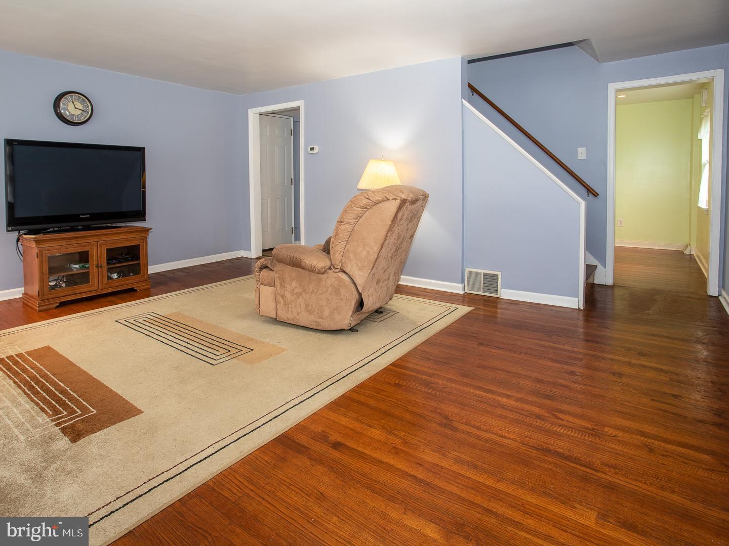 116 Garth Road Oreland, PA 19075 - Photo 5 of 19 Gallery Image 5