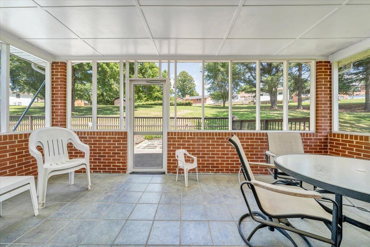 6737 Stonington Road Roanoke, VA 24019 - Photo 26 of 45 27-MIB03294