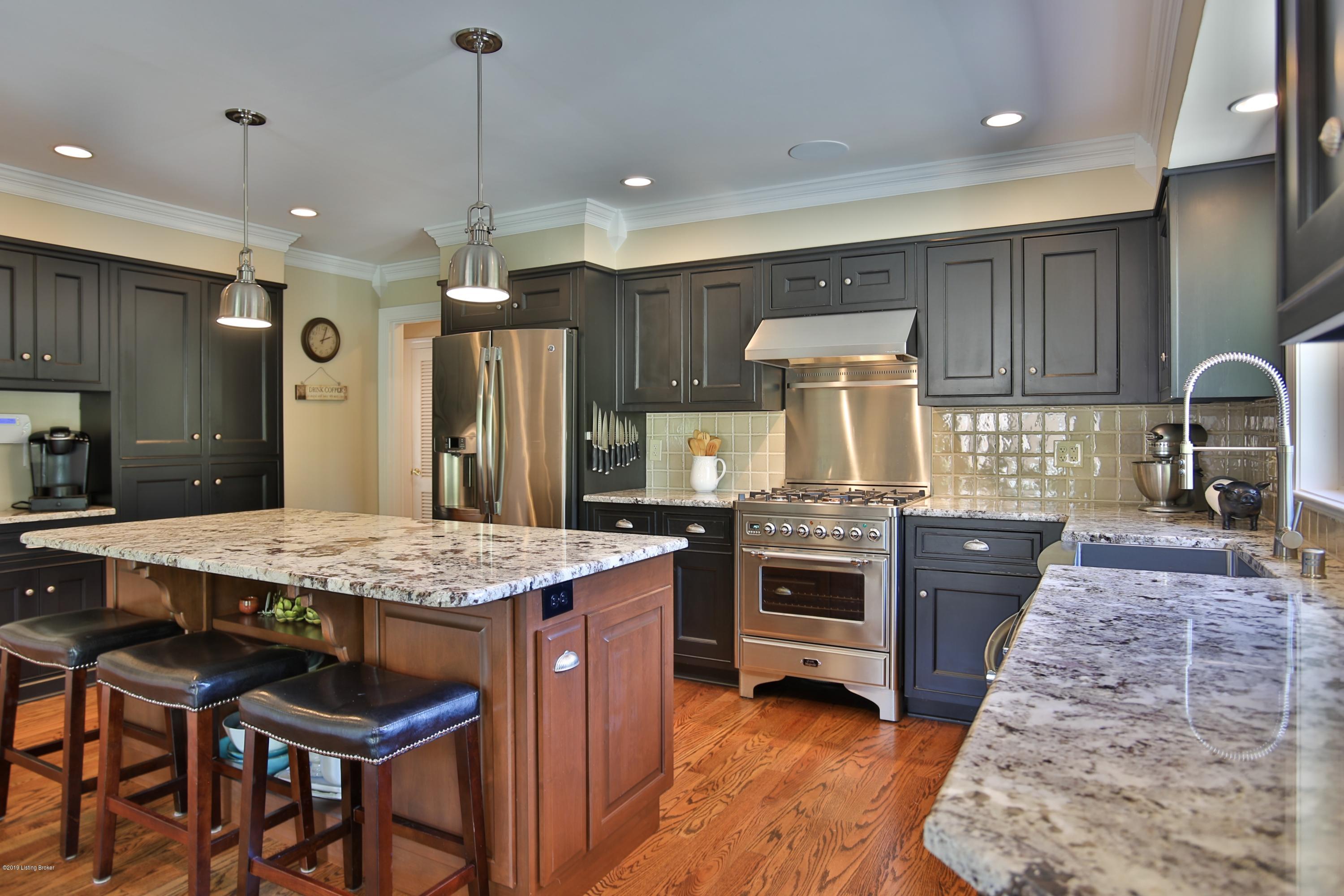 511 Ridgewood Road Louisville, KY 40207 - Photo 7 of 38 Kitchen