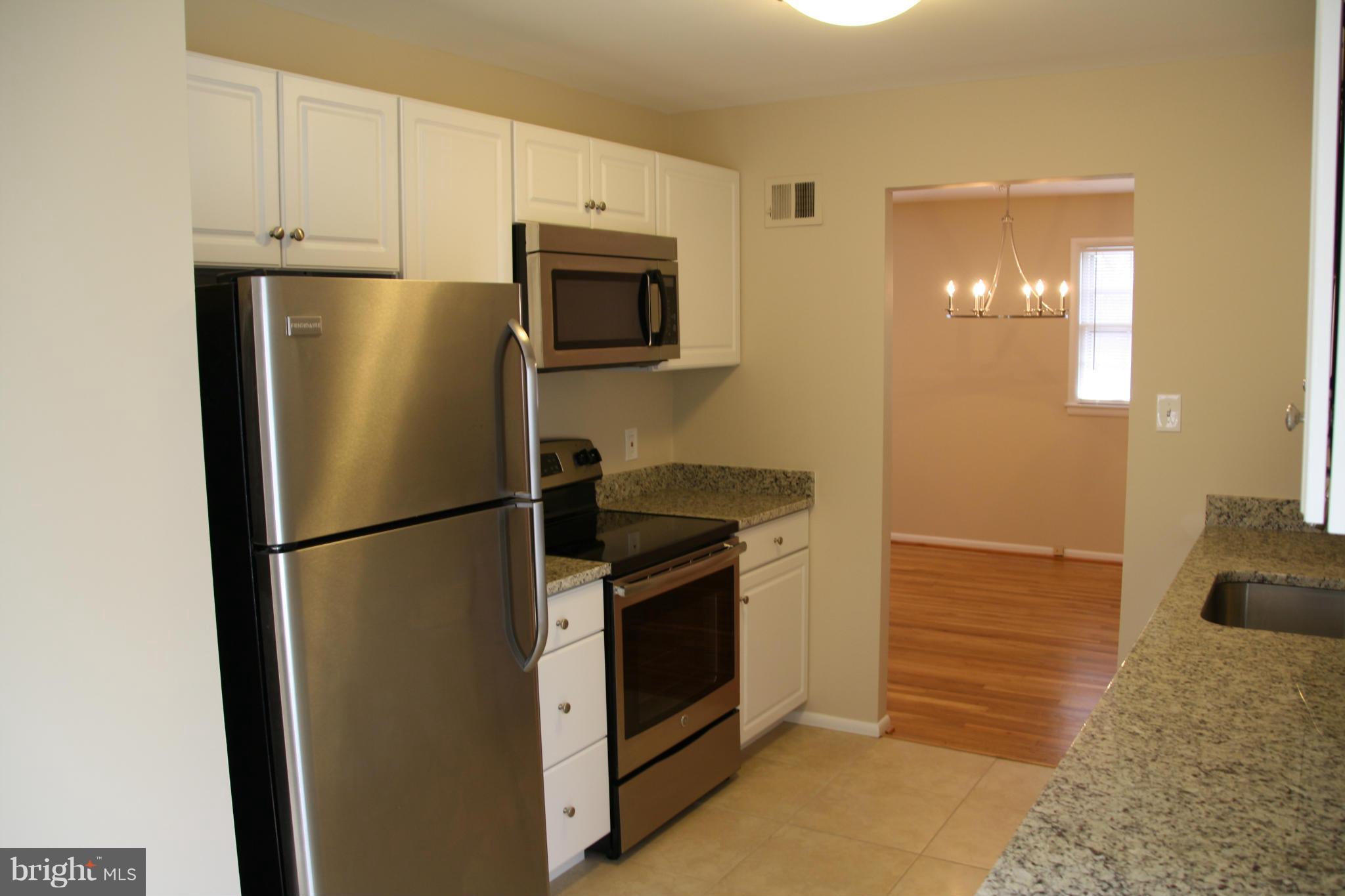 11509 Bucknell Drive Silver Spring, MD 20902 - Photo 7 of 23 Beautiful Kitchen-New Appliances