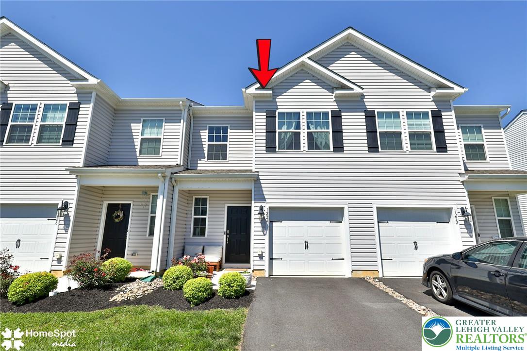 1224 Martin Road Breinigsville, PA 18031 - Photo 1 of 26