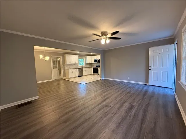 $1,800 | 1576 Carolyn Drive Southwest, Unit A, Stone Mountain, GA 30087